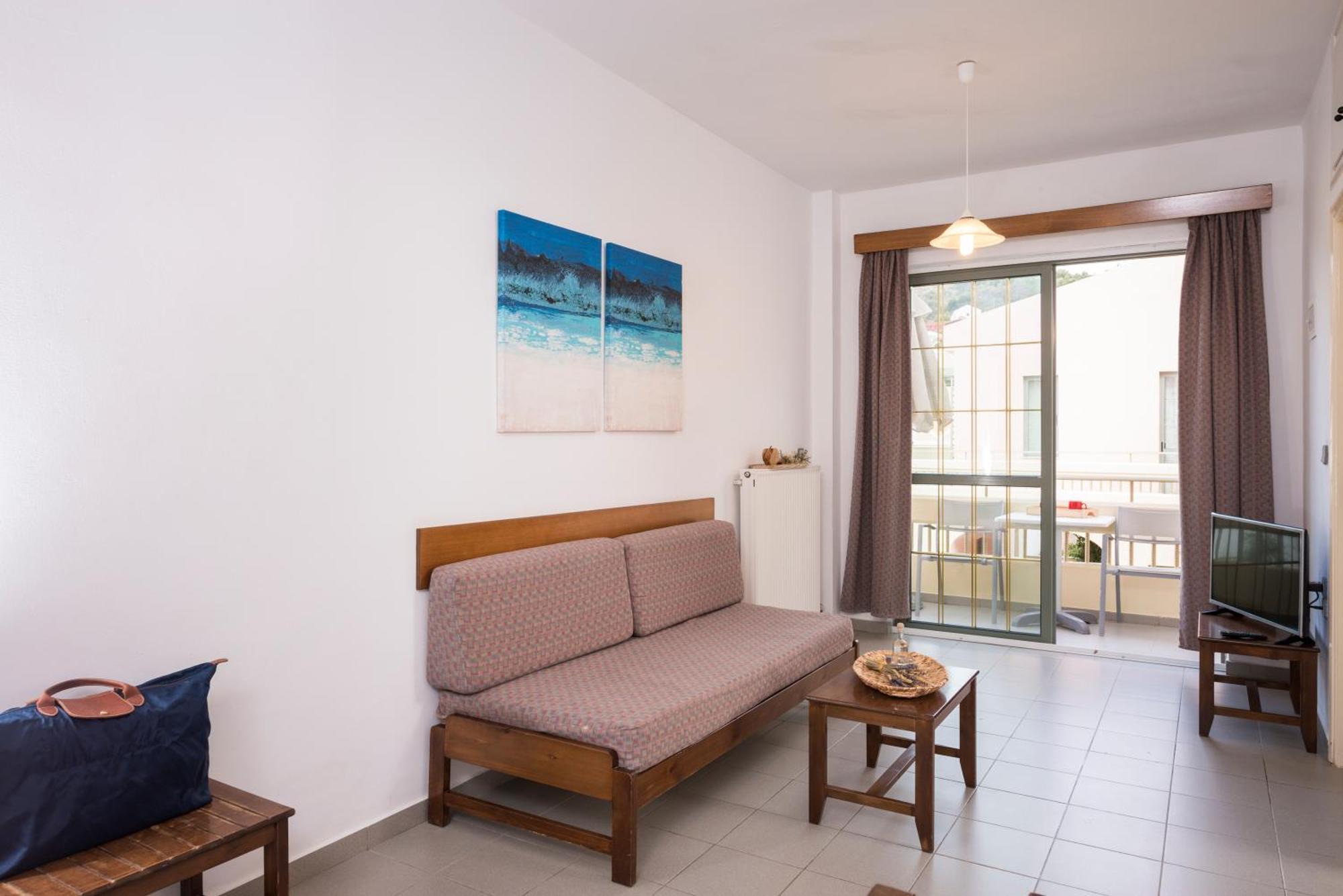 Mistrali Suites & Apartments Kalyves Extérieur photo