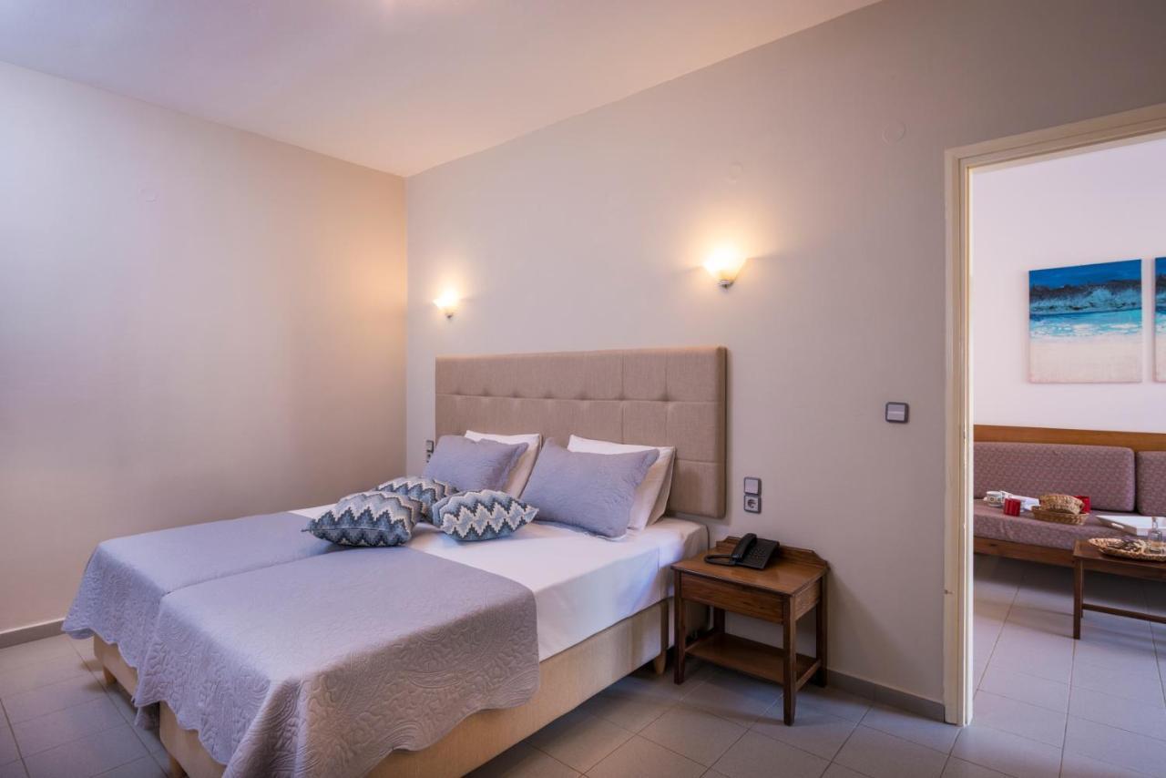 Mistrali Suites & Apartments Kalyves Extérieur photo